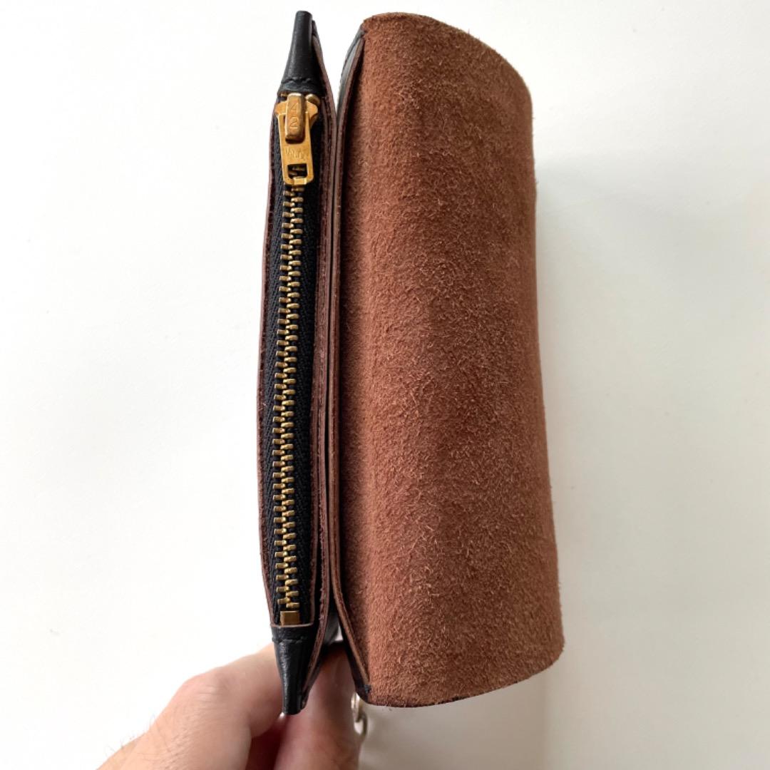 ミドルトラッカーウォレット　ホースハイド　デッドストックジッパー　前面ポケット