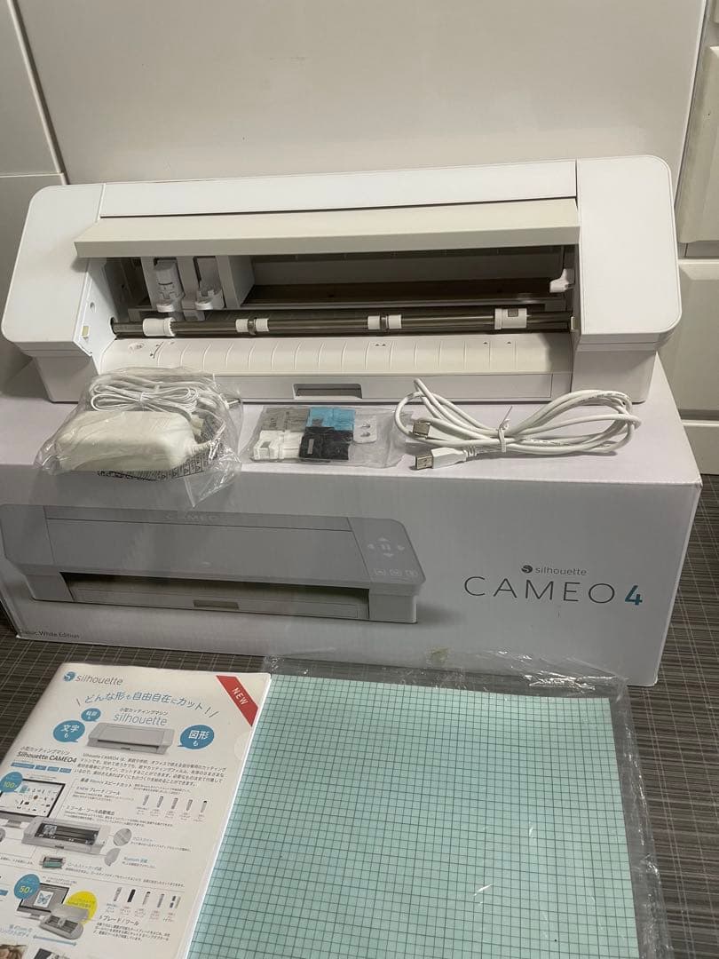 Silhouette CAMEO4 カッティングマシン