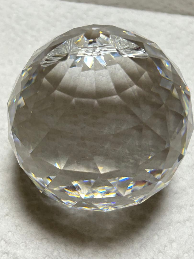 値下げ‼️スワロフスキーの逸品‼️希少品‼️クリスタル多面体ボール　サンキャッチャー