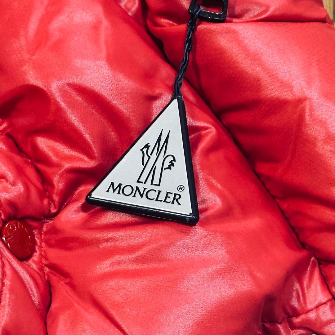 美品 犬用ダウンジャケット モンクレール CHIHUAHUA MONCLER 赤