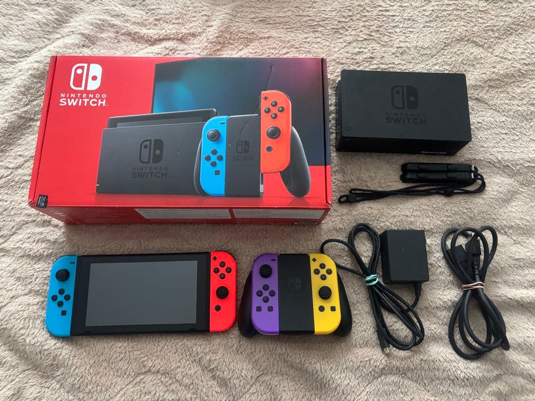 Nintendo Switch スイッチ　Joy-Conジョイコンおまけ付き