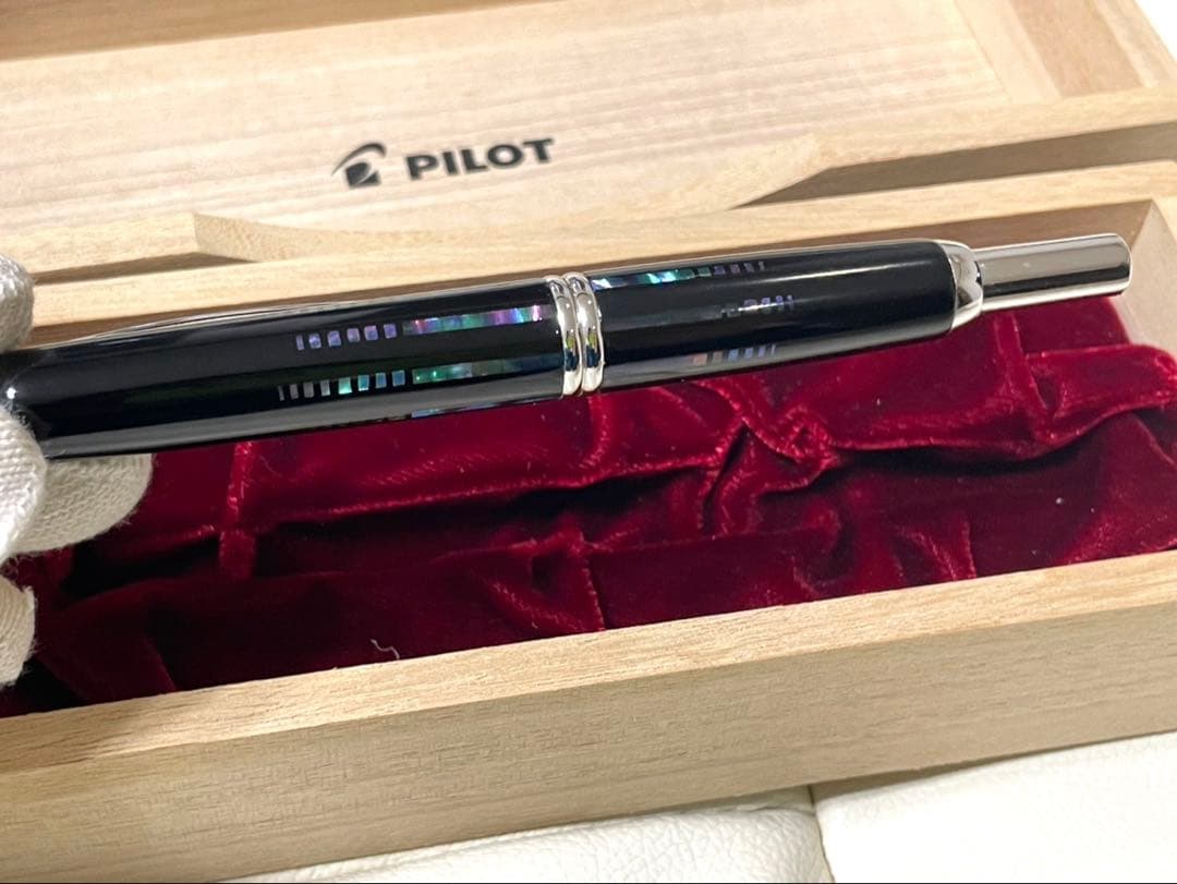 PILOT キャップレス螺鈿　水面　※難有