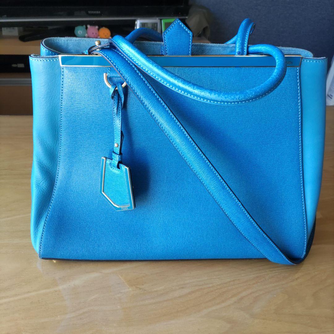 FENDI　フェンディ　トゥジュール　ショルダーバック