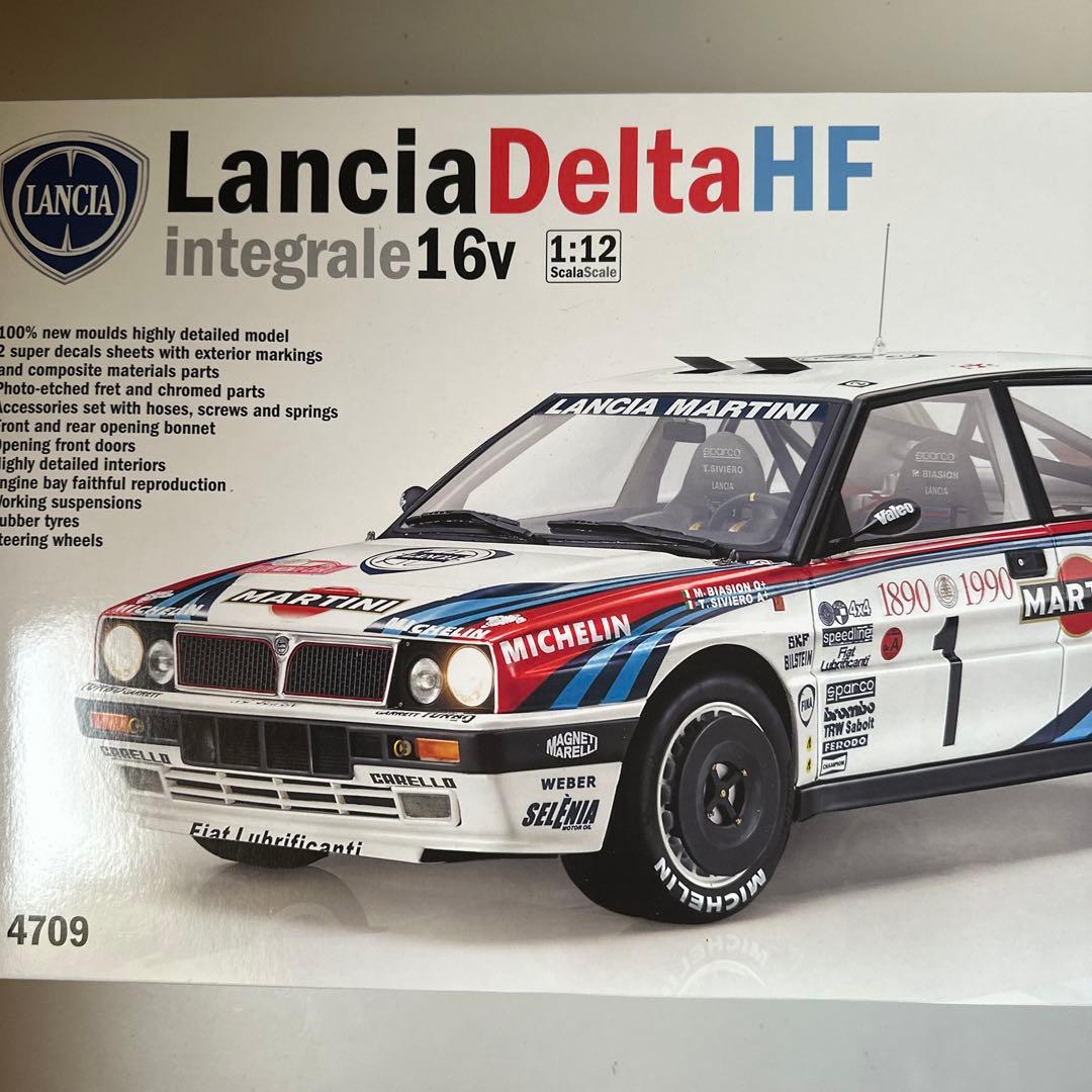 【新品未開封】イタレリ 1/12 ランチア デルタ HF インテグラーレ 16v