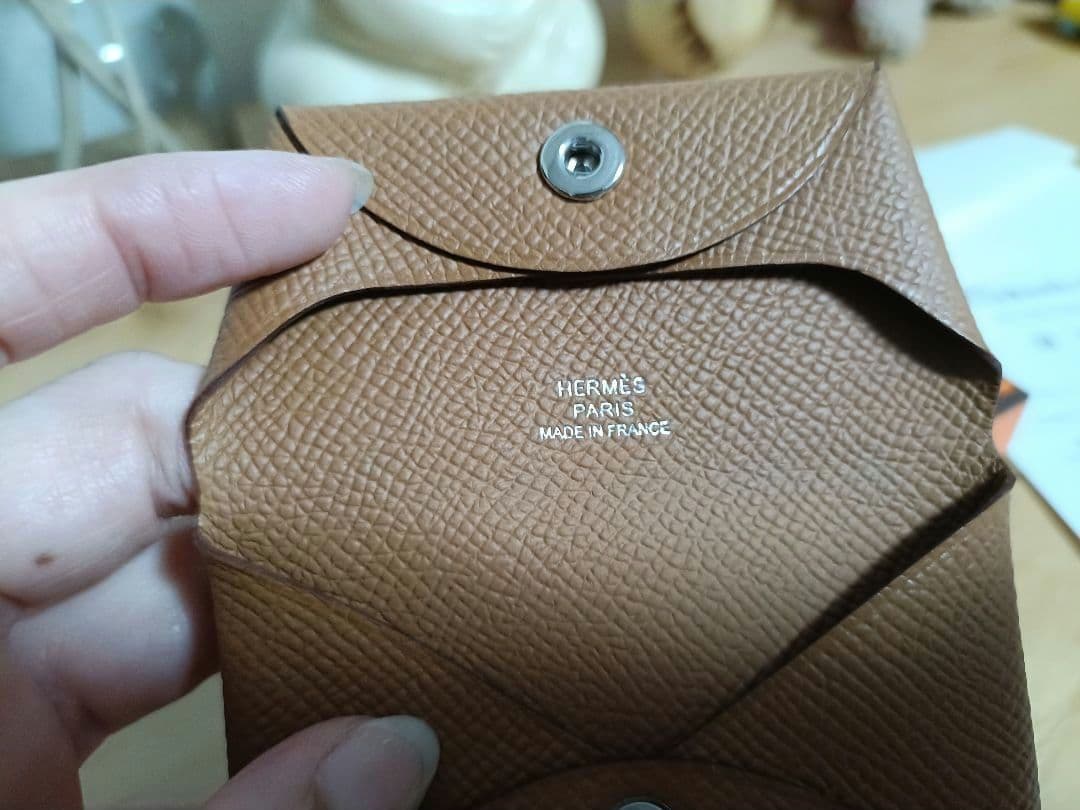 マダ美《美品》エルメス HERMES バスティア ケース ゴールド