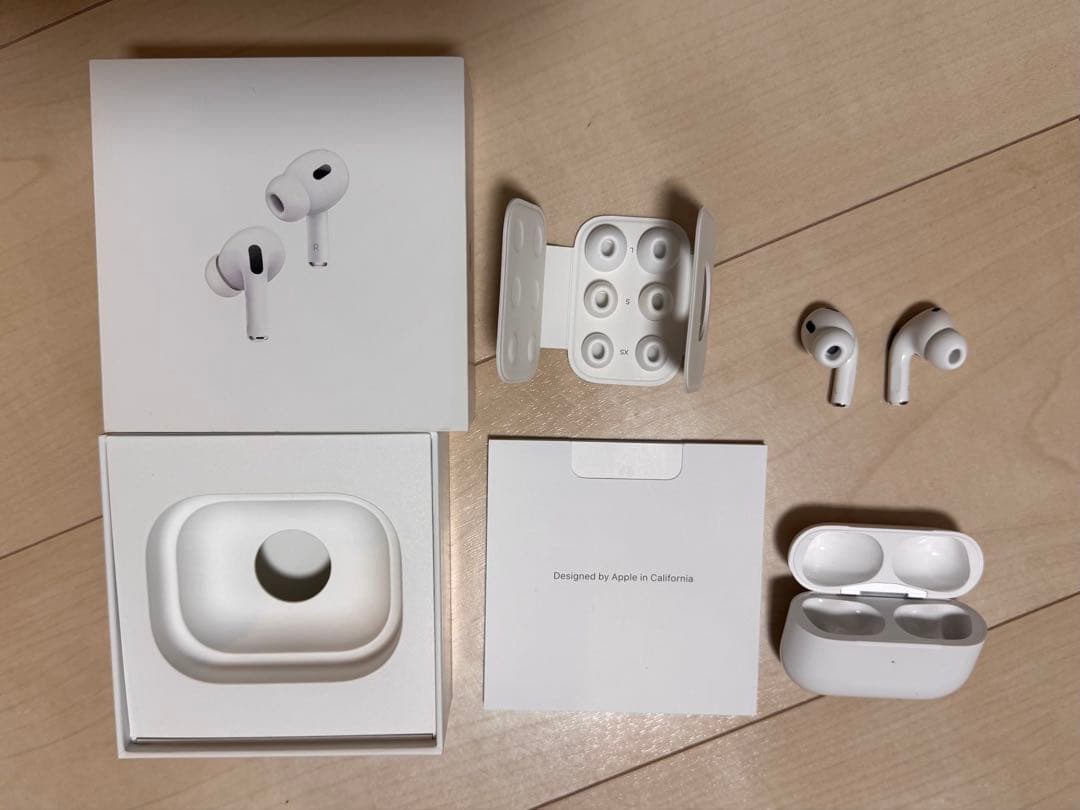 正規品AirPods Pro 2(type c) 本体 ホワイト 充電ケース付き