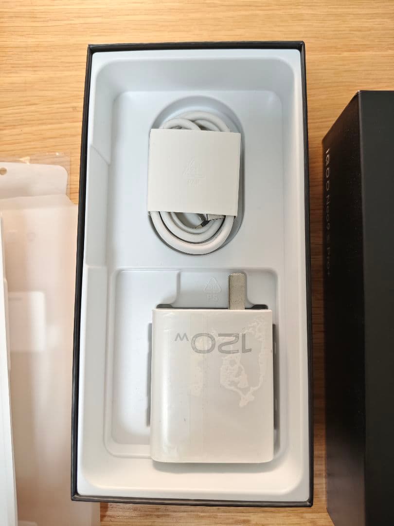 れーる Vivo iQOO Neo 9S Pro+ 12/256GB