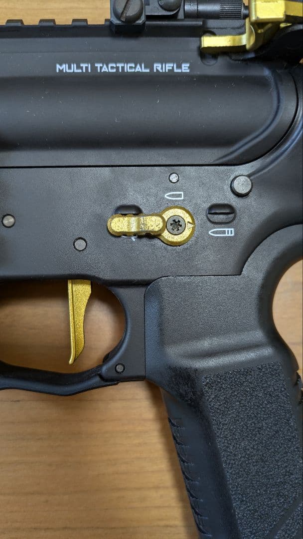 東京マルイ　MTR16　ゴールドエディション　ガスガン　ガスブロ