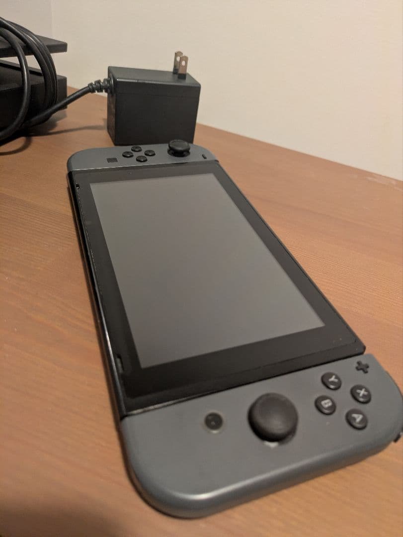 h*o様 Nintendo Switch 本体 + ゲームソフト2本　すぐ遊べる