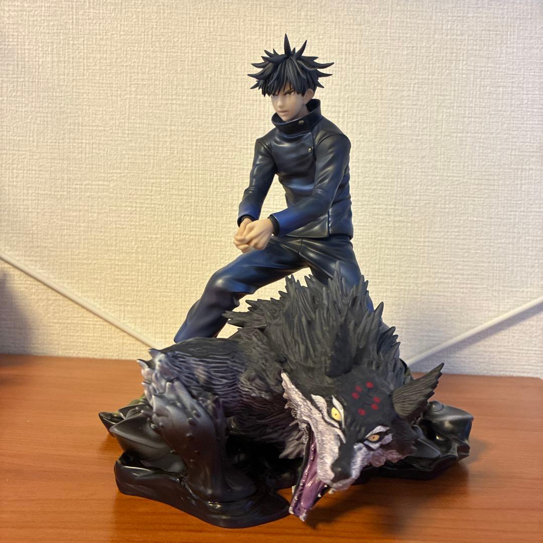 呪術廻戦　伏黒恵　フィギュア