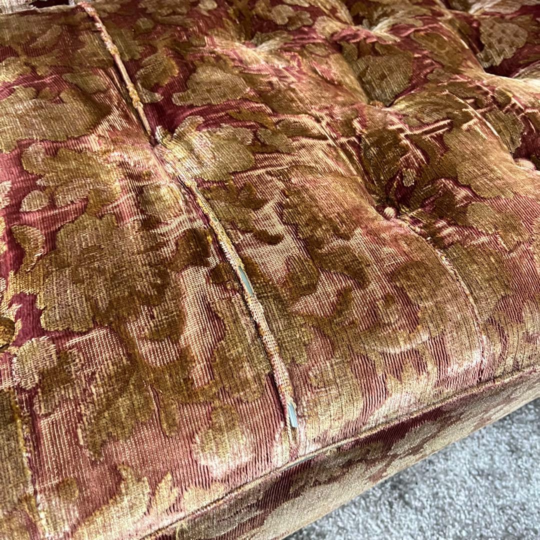 9/10日まで。配送・設置費用込み　商品代500円　　肘掛付き　3人掛けソファー