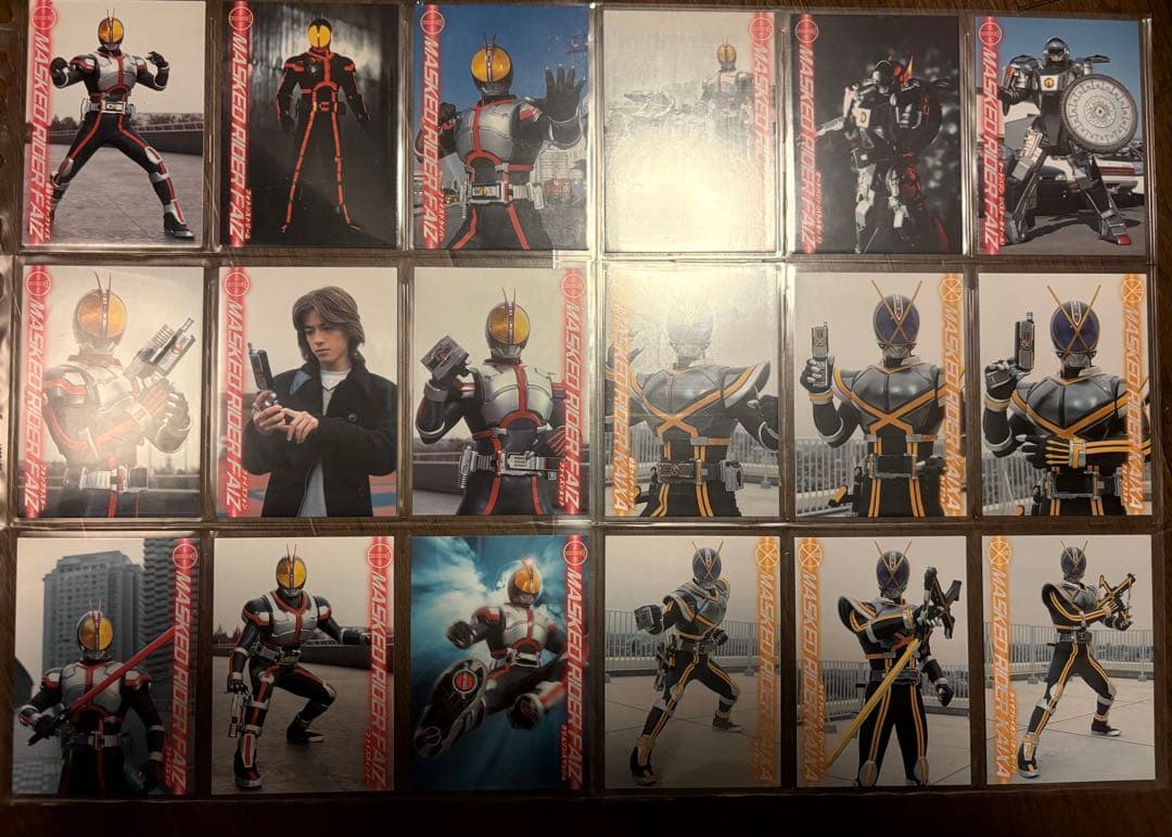 アマダ　仮面ライダーファイズ　トレーディングカードセット