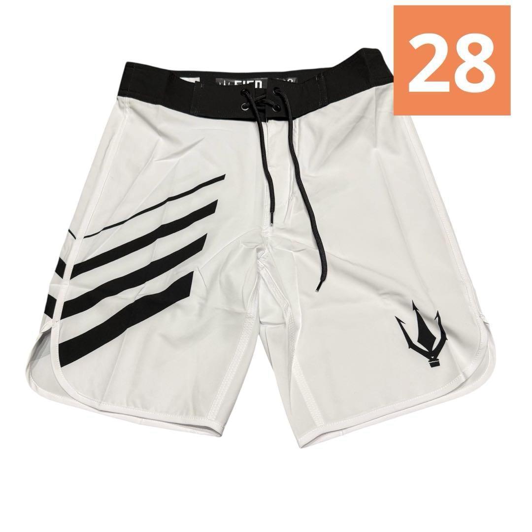 は*ま様 【新品✨️】ファイド　サーフパンツ　水着 ホワイト ストライプ　フィジ