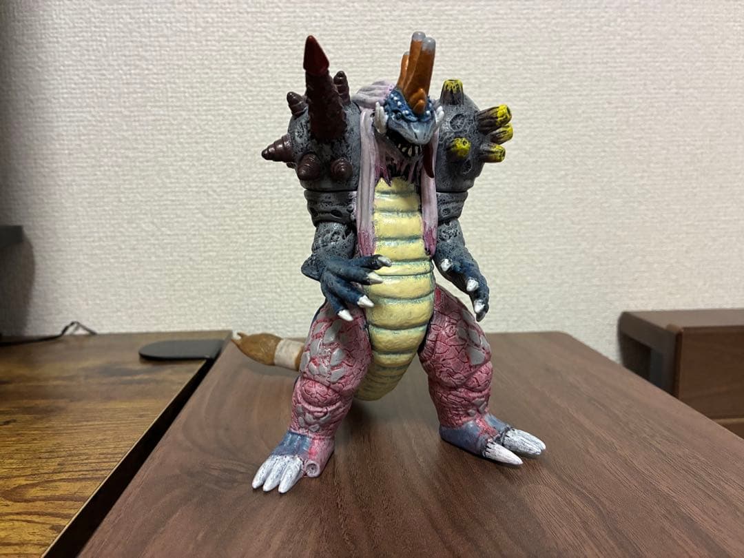 ウルトラ怪獣アドバンス 爆進細胞怪獣エルドギメラ リペイント ウルトラマンオメガ