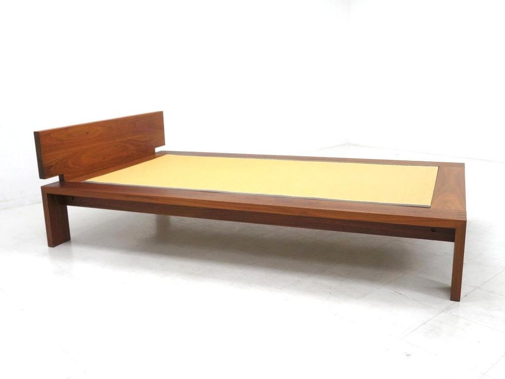 展示品　家具蔵　カグラ　ウォールナット　無垢材　タタミ　シングルベッド