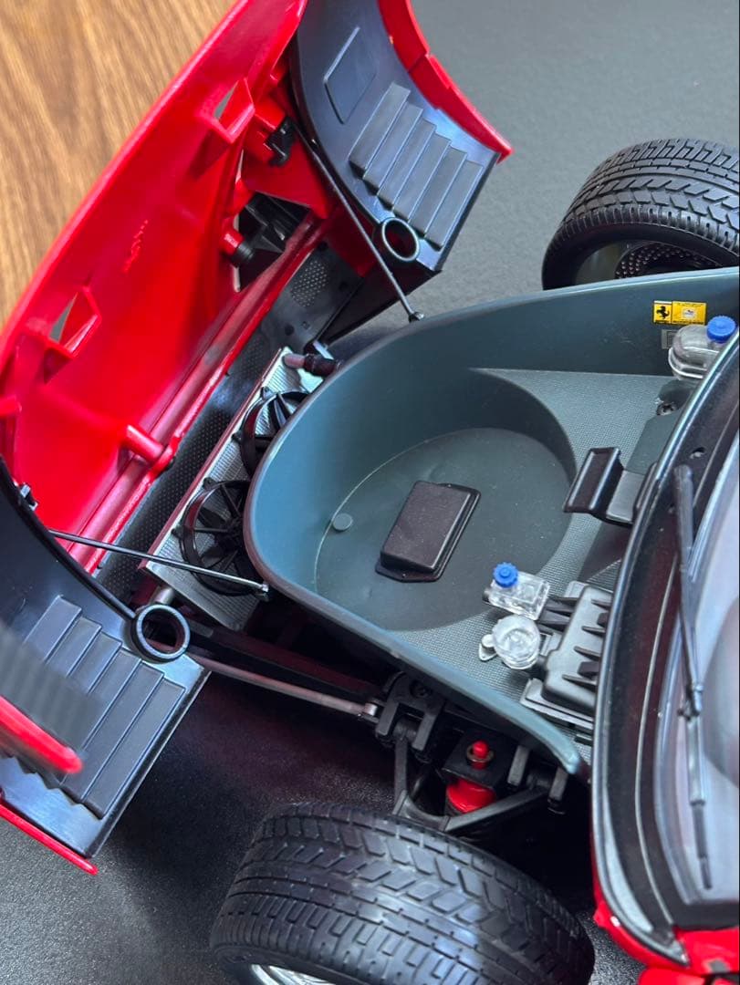 ポケール 1/8 フェラーリF40