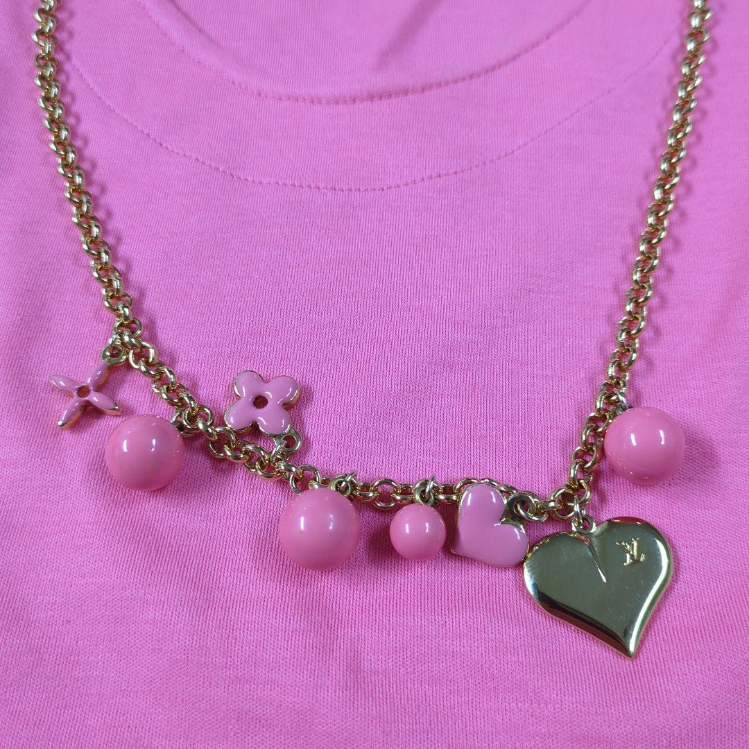 ルイヴィトン タンクトップ チャーム