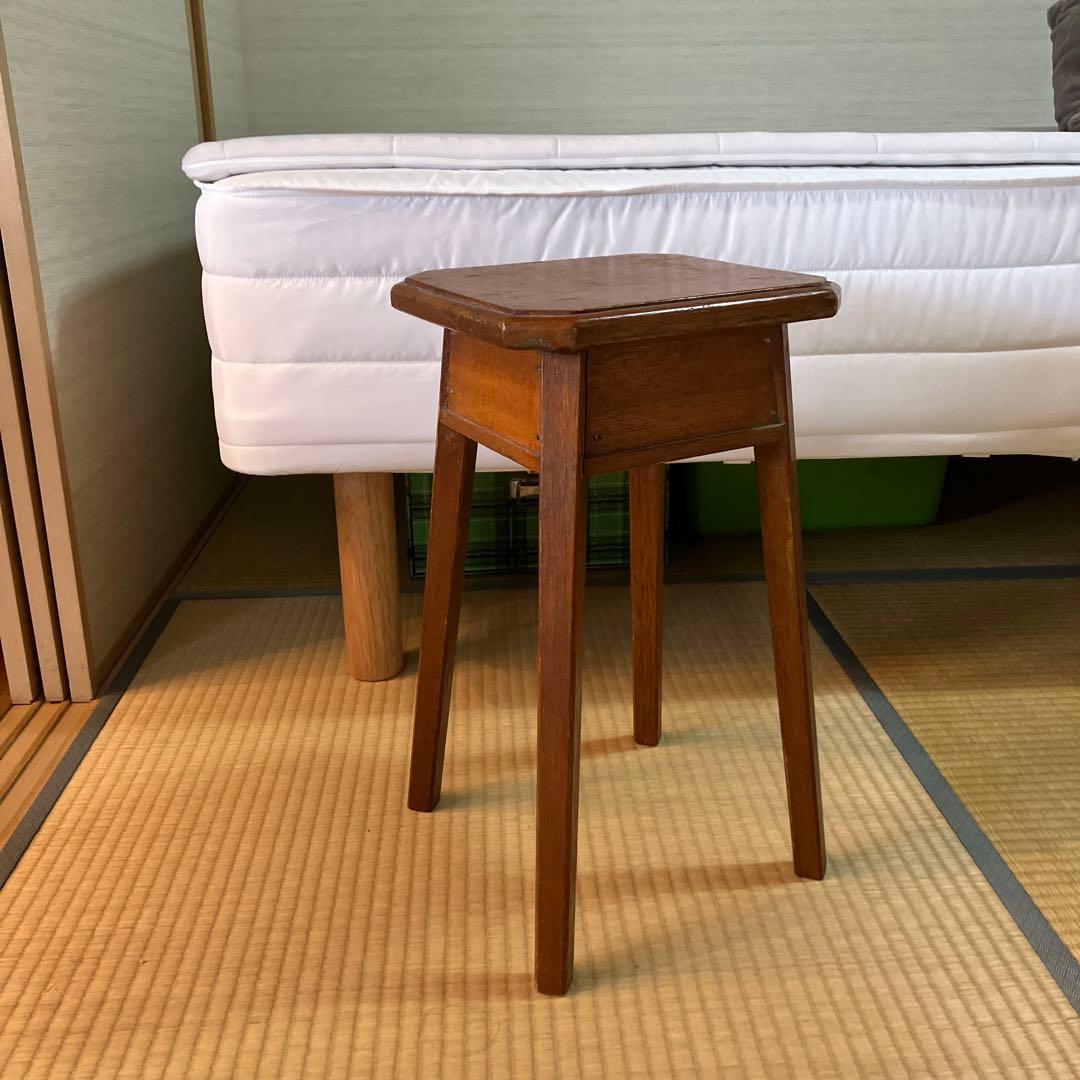 アンティーク木製 スツール 丸椅子 花台 昭和レトロ 古道具 古家具　角椅子