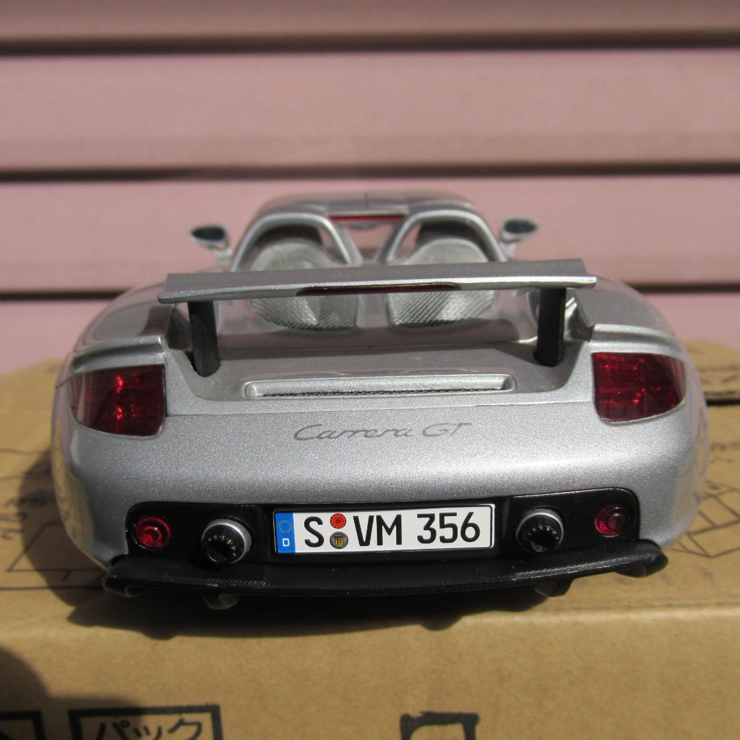 す*み様 1/18 AUTOartオートアート 78041 ポルシェ カレラGT