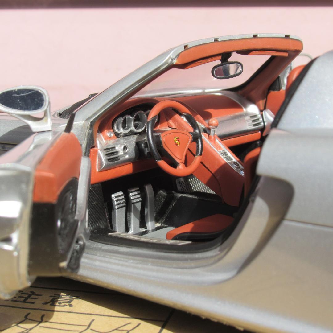 す*み様 1/18 AUTOartオートアート 78041 ポルシェ カレラGT