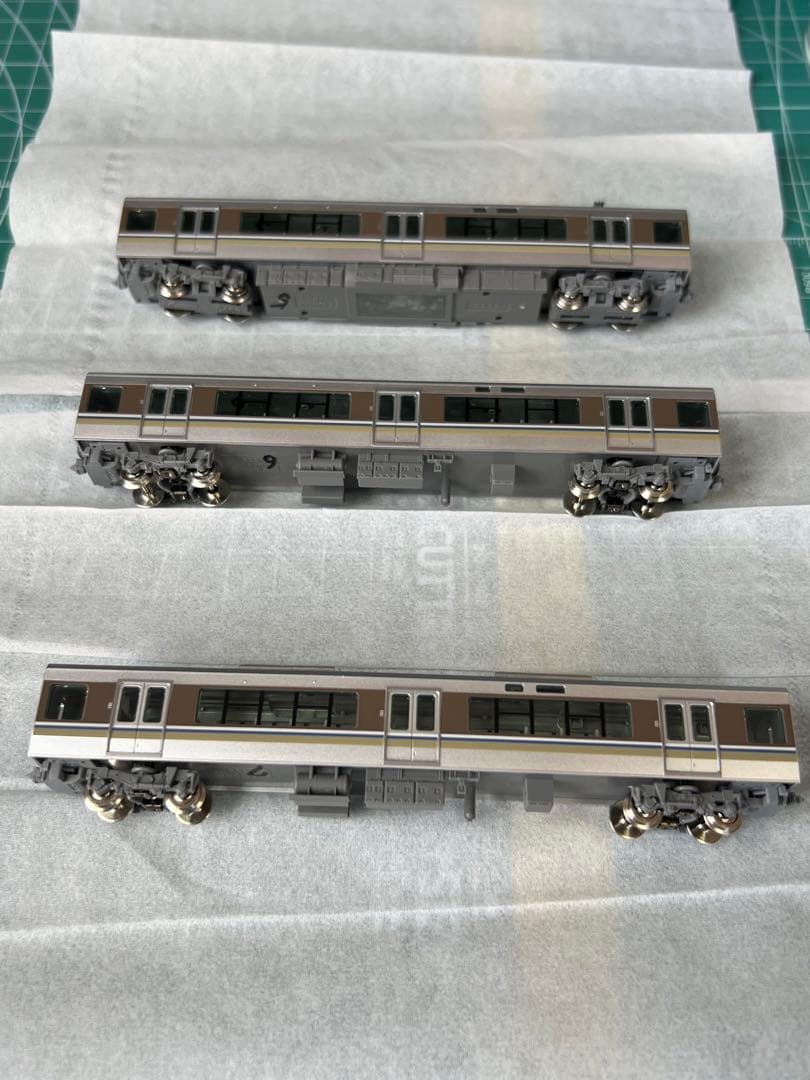 TOMIX 223系　モハ223 サハ223 バラ3両　動力車付き