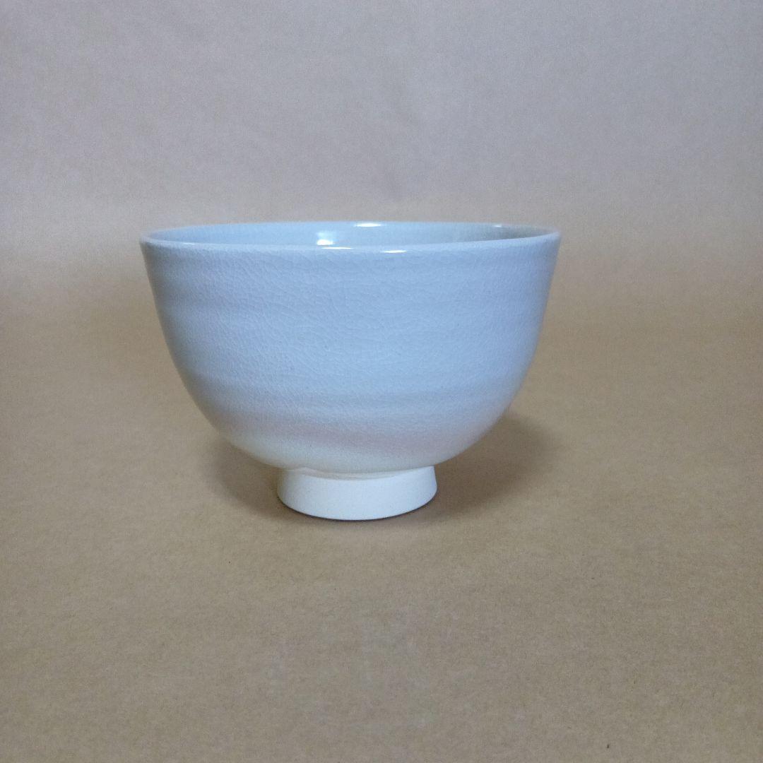 茶道具　尾戸秋草ノ絵茶碗