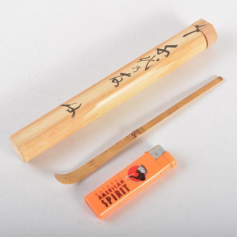 茶道具　宗春作　茶杓　銘「千代の友」　紫野　細合喝堂書付　共筒共箱　Ｃ　6262