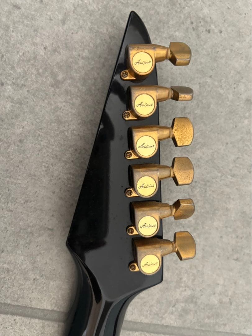 Aria Pro2 エレキギター フライングV ケース付き 楽器 ヴィンテージ