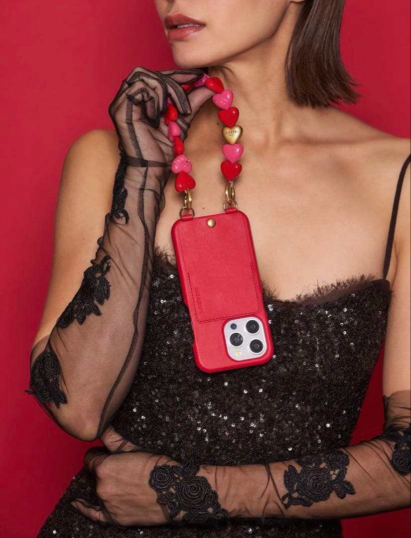LOUVINI PARIS スマホストラップ　ハンドストラップ ハート