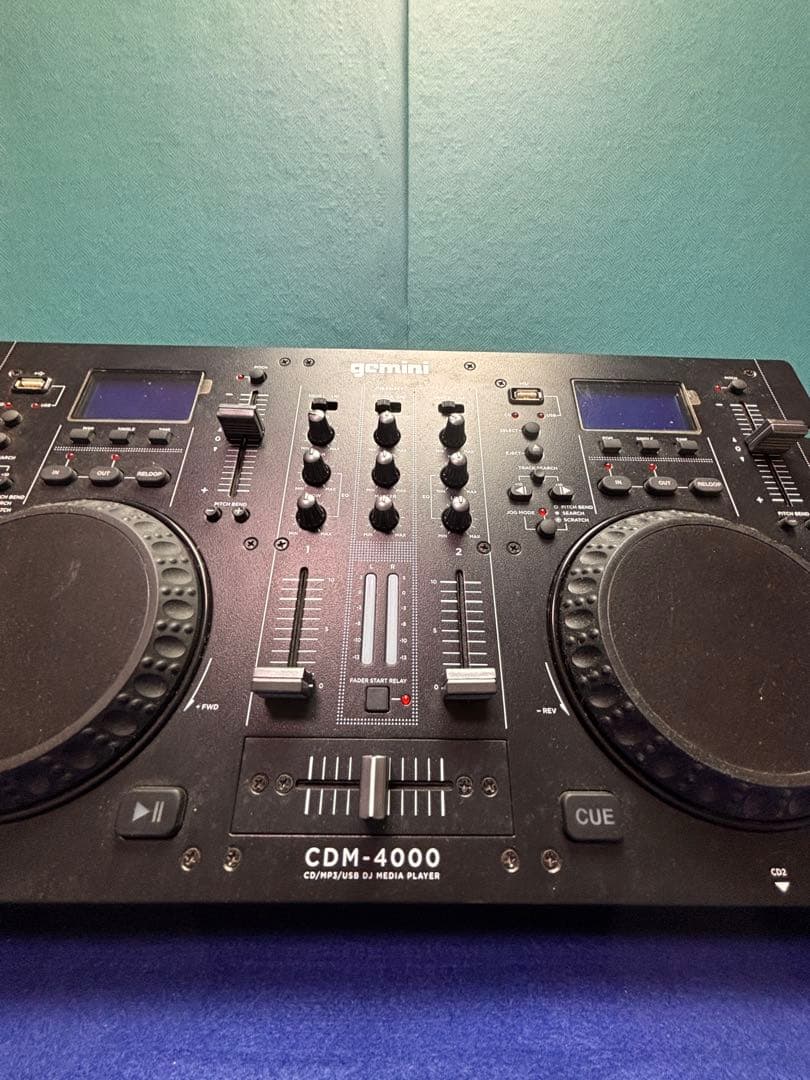 GEMINI ミキサー一体型　オールインワンDJプレーヤー/CDM-4000