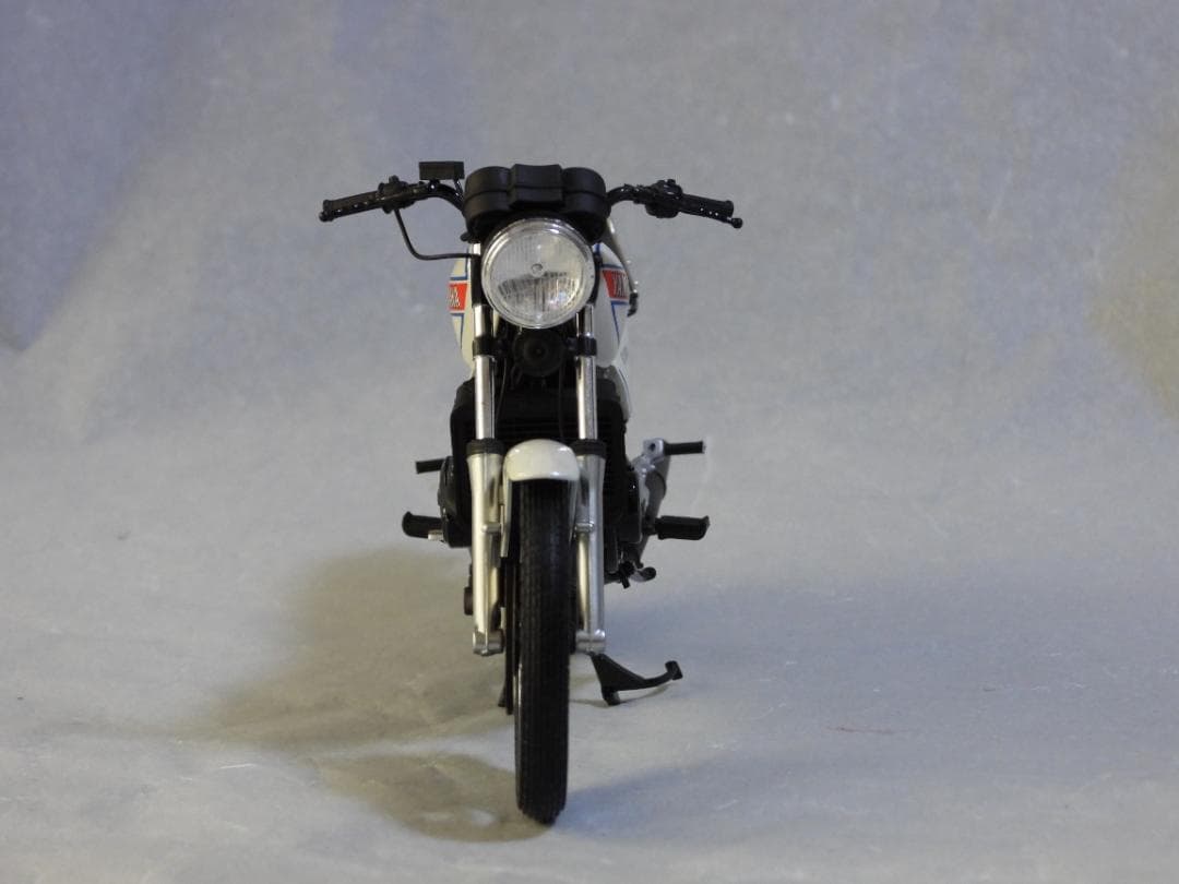 Wit’s YAMAHA RZ-250 1/12　白黒2点　欠陥アリ