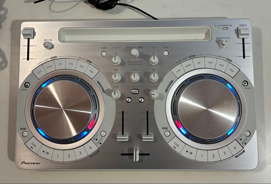 Pioneerパイオニア　 DDJ-WEG03ーW　コントローラー