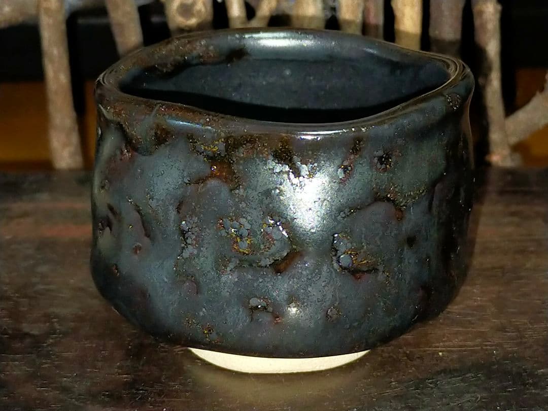 ♥美濃焼♥　織部黒　ぐい呑み　ぐい飲み　瀬戸黒　引出黒　骨董　古玩