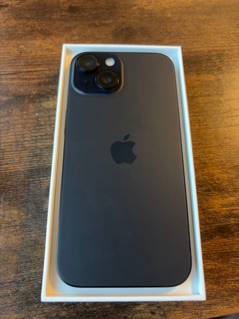 スマートフォン本体 iPhone15 256GB