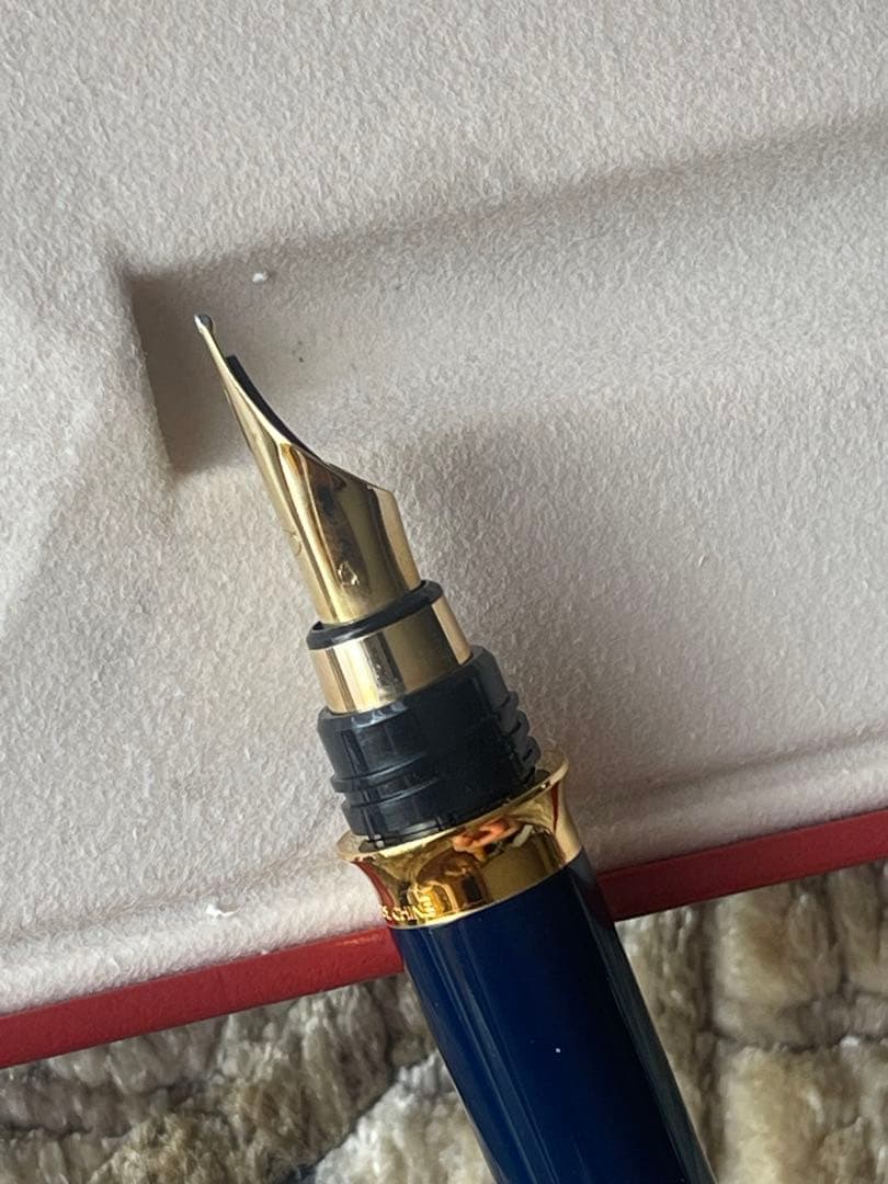 S.T.Dupont デュポン　万年筆　ボルドーカラー　Ｋ18 750