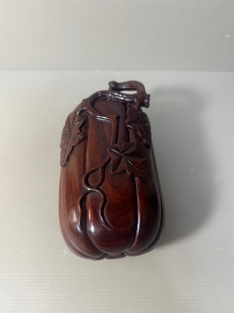 2467本紫檀　蓋物　瓜　希少木　漆塗り　小物入れ　置物　美術工芸品　飾り　美品