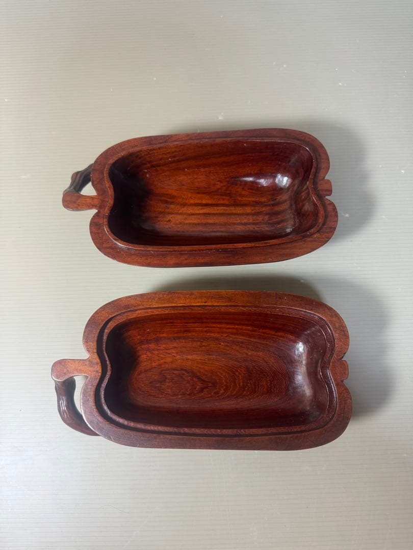 2467本紫檀　蓋物　瓜　希少木　漆塗り　小物入れ　置物　美術工芸品　飾り　美品