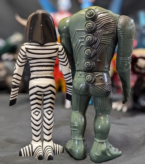 ウルトラマンパワード＆登場怪獣・宇宙人（バンダイ）ソフビコンプリート18体＋２