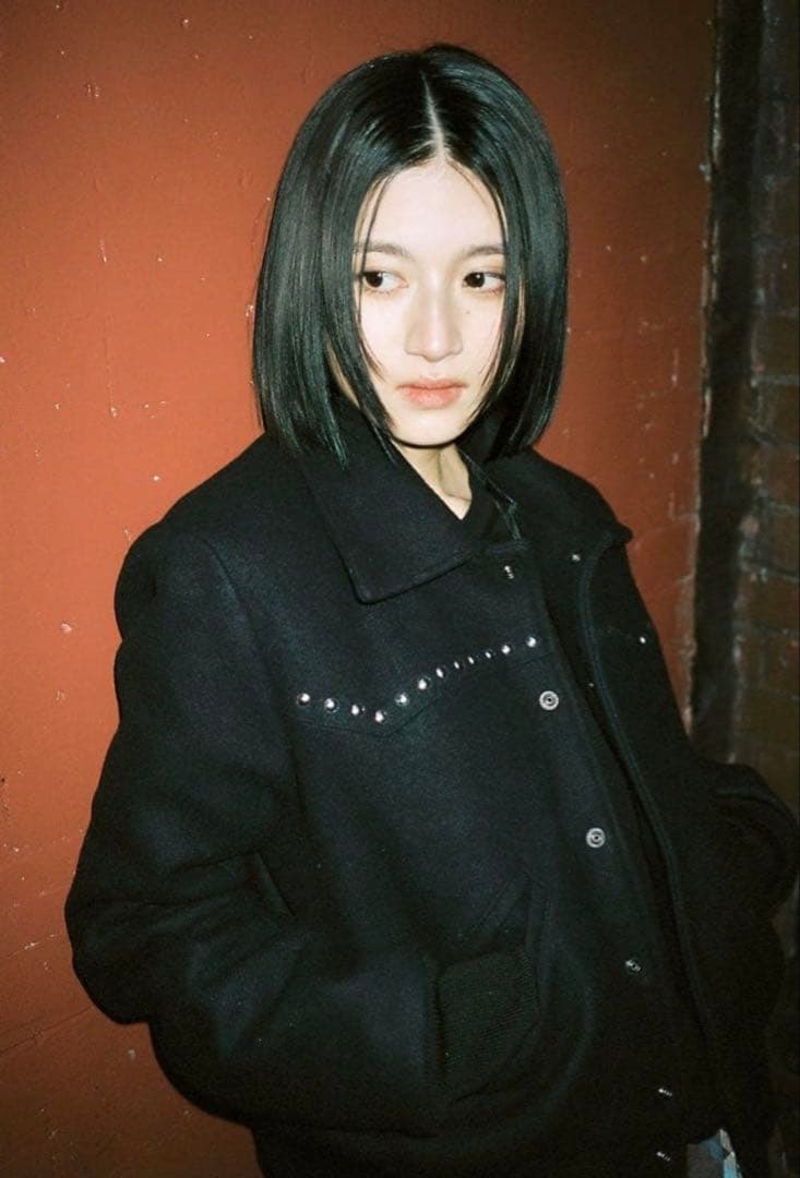 lamersphere Black Studs Jacket io 着用