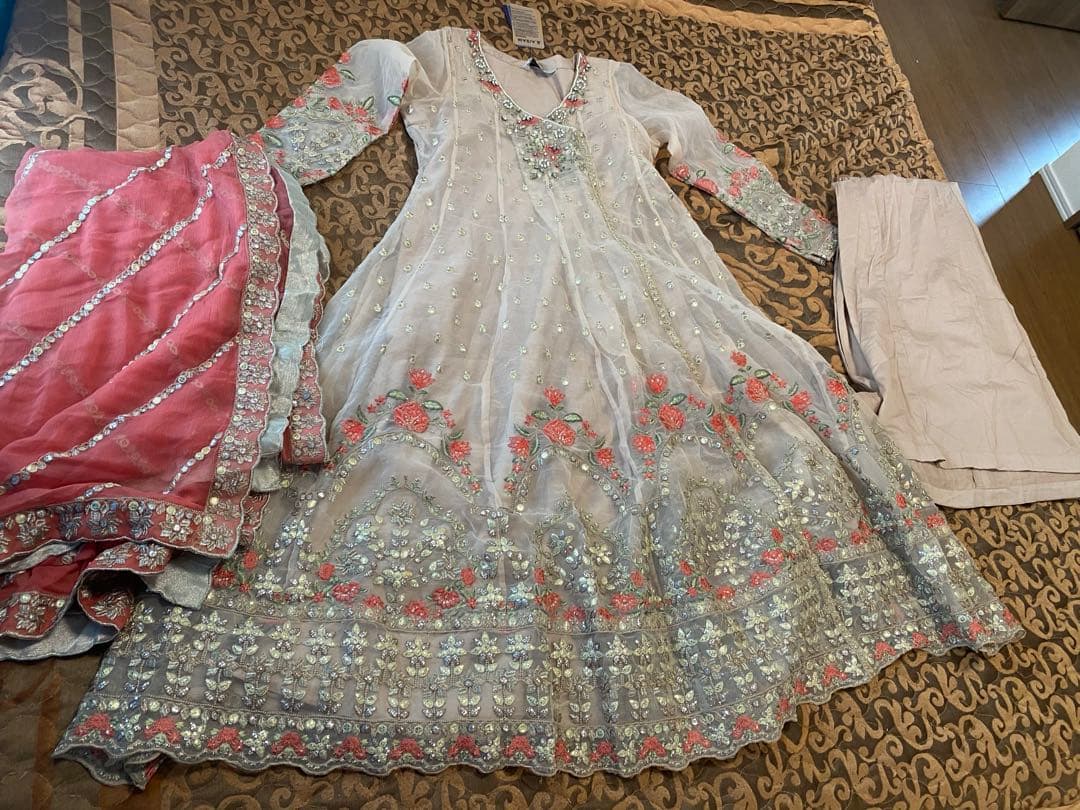 パンジャビドレス S size 3pieces brand