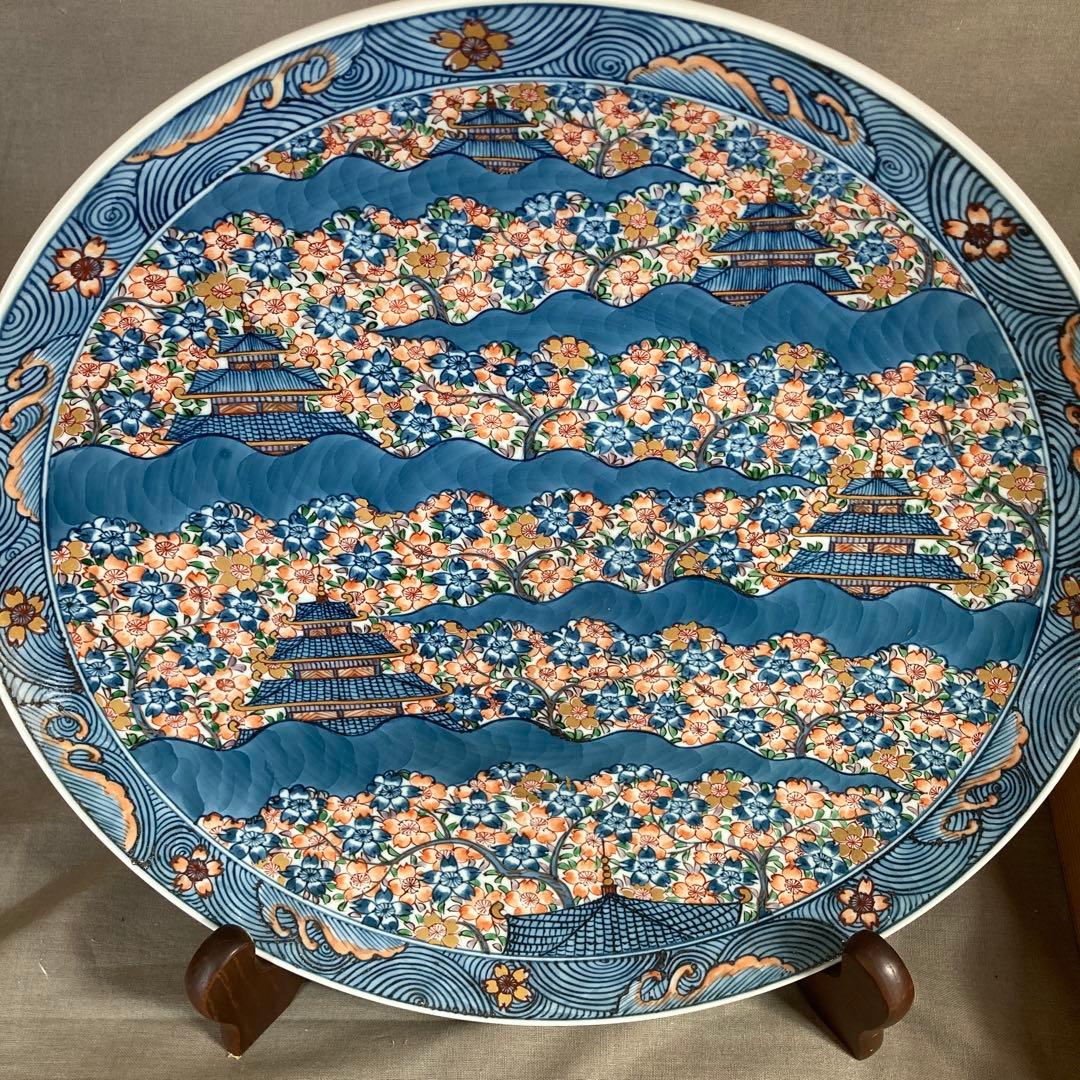 【源右衛門】古伊万里の伝統　日本名窯　舘林源右衛門作　染錦古伊万里楼閣桜図　飾皿
