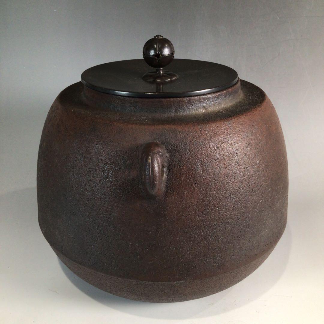 Ｐ２９３　茶釜　『人間国宝　高橋敬典造』『手取釜』　共箱　茶道具