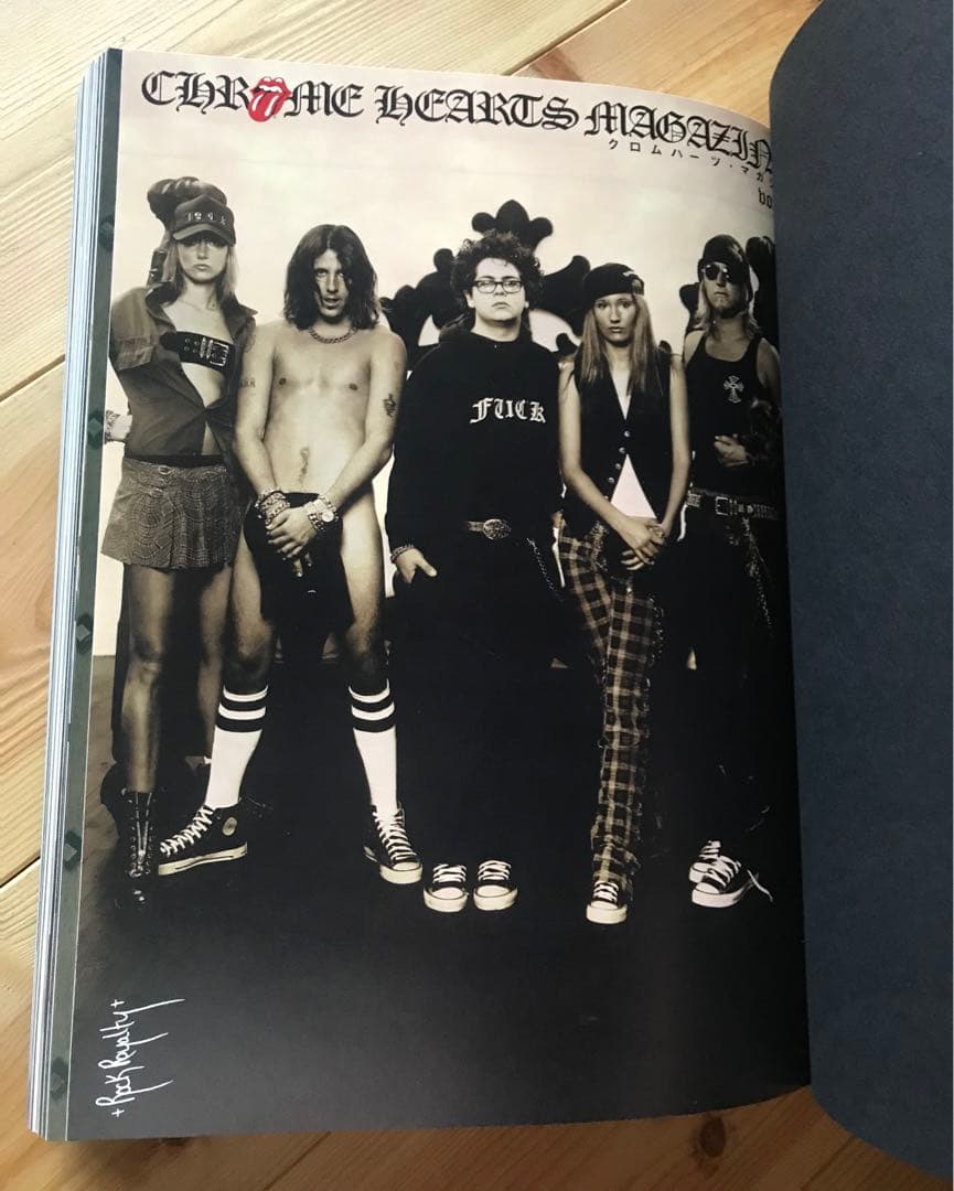 限定クロムハーツマガジンBOX 雑誌1.2.3.4.5.6.7ポスターCD 付