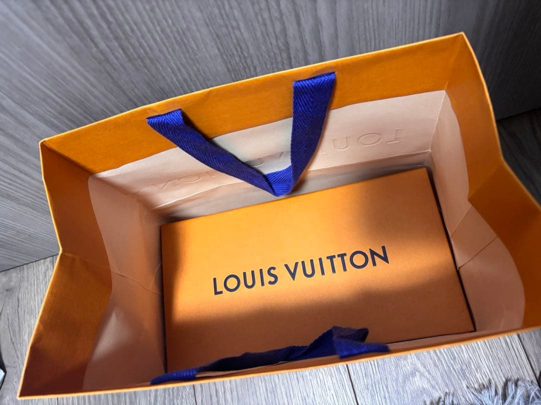 【ゆかっち】ルイヴィトン財布 ジッピー・ウォレット