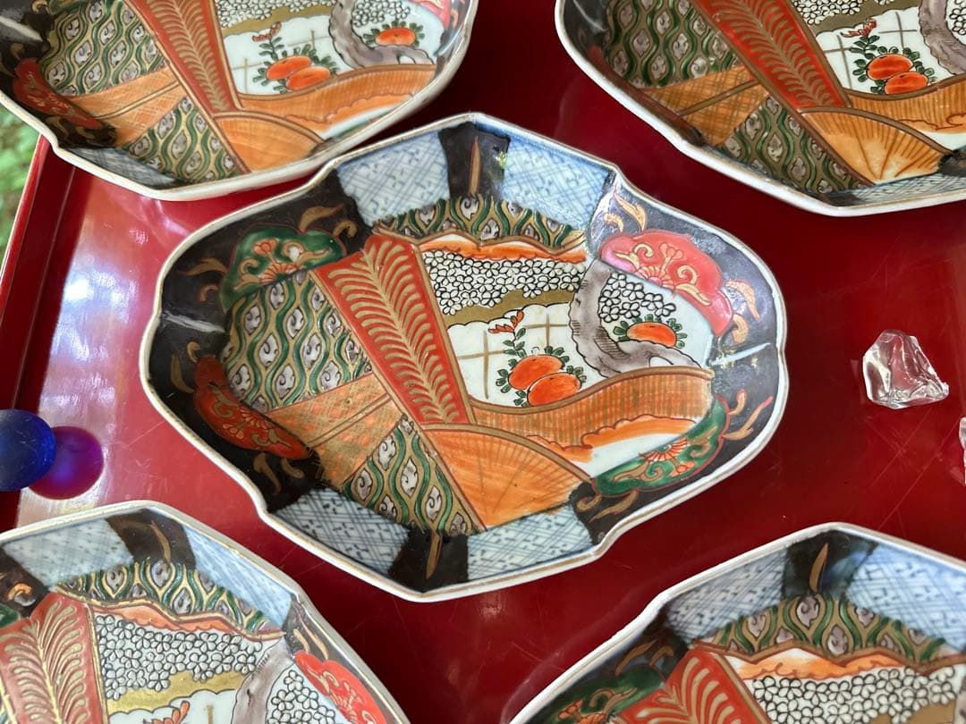 S様へ感謝お嫁入り‼️四季に麗し‼️伊万里錦手若松＆橙＆ふきよせ　兜菱形刺身皿 5客