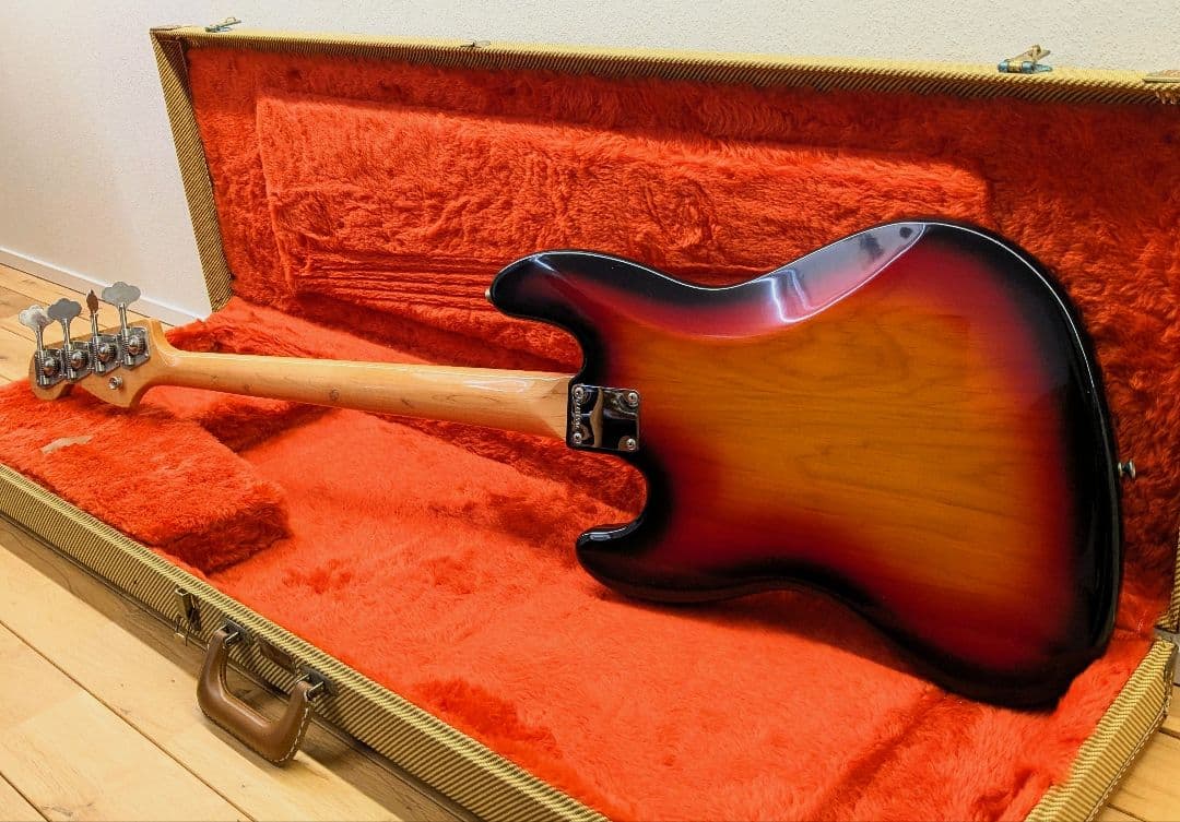 ベース Fender USA American Vintage 64 jazz bass