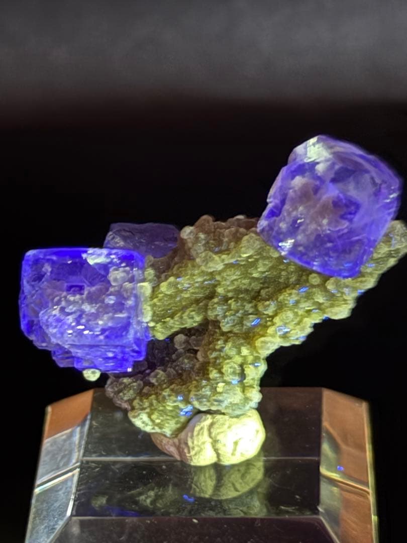 フローライト　ヤオガンシャン産　蛍石　鉱物標本　原石　天然石