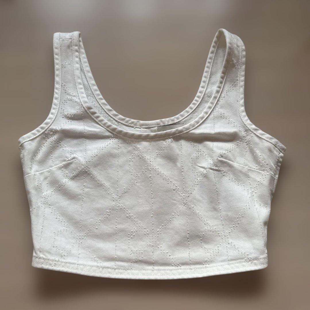 未使用☆ck カルバンクライン　タンクトップ オーバークロップドタンクトップ