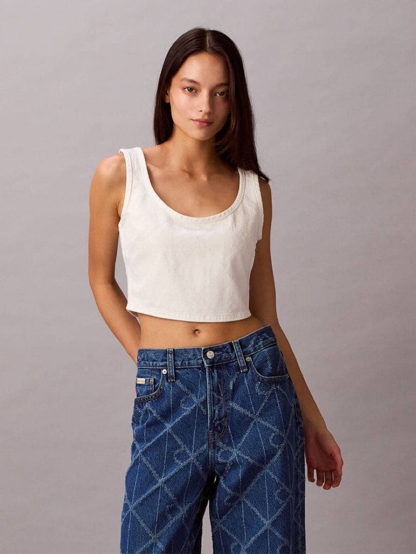 未使用☆ck カルバンクライン　タンクトップ オーバークロップドタンクトップ