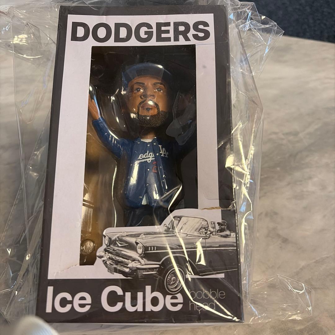 ロサンゼルス・ドジャース アイス・キューブ
